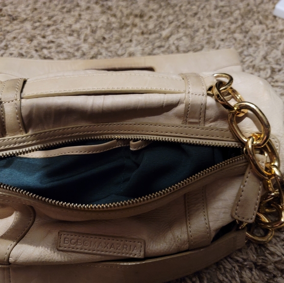 BCBGMAXAZRIA CALF SKIN PURSE - Picture 4 of 9